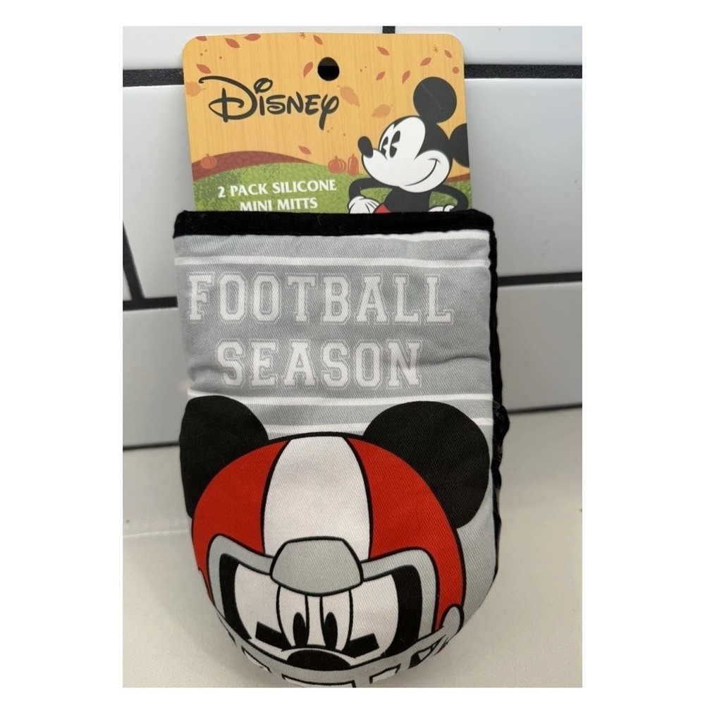 Disney Mickey Mouse Football Season Mini Oven Mitts Set of 2 Silicone Heat Pads